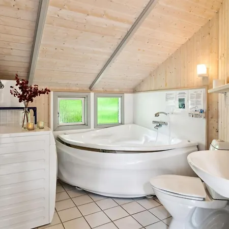 Ejnarine - 300m From The Sea By Interhome
