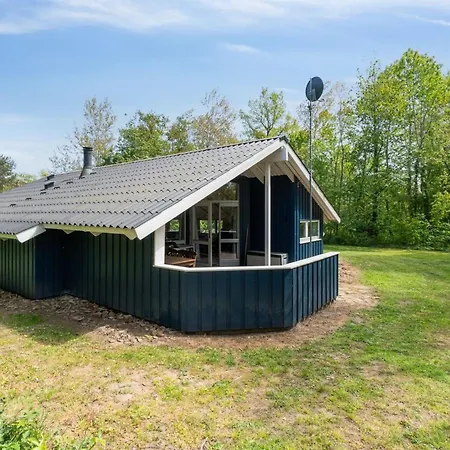 Holiday home Ejnarine - 300m From The Sea By Interhome Nexo